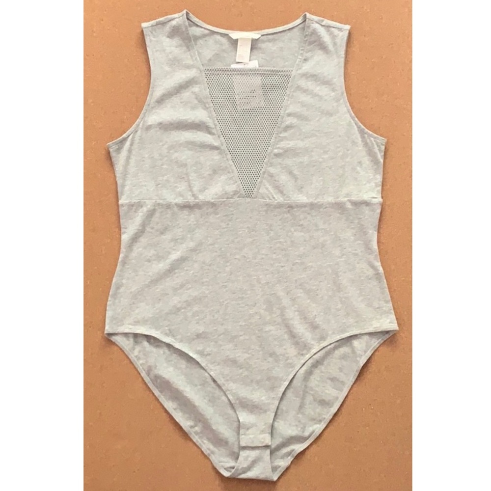 H&M Sleeveless Mesh V Front Bodysuit